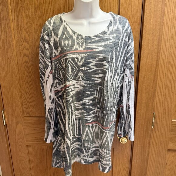 Jess & Jane Multi Contrast Gray & White Print Tunic Top - 2X - Made in the USA - Picture 1 of 4